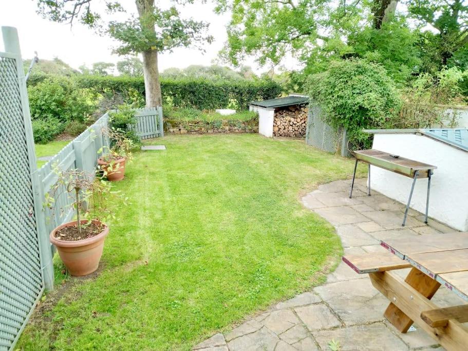Rhos Y Bel Cottage Angelsey Llangadwaladr  Екстер'єр фото