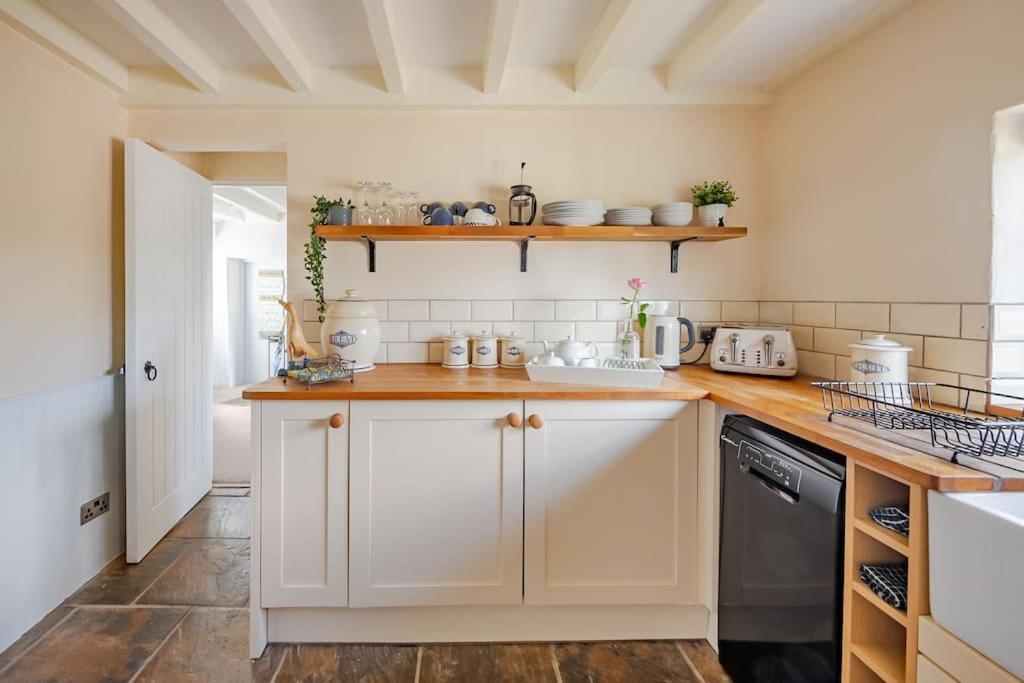 Rhos Y Bel Cottage Angelsey Llangadwaladr  Екстер'єр фото